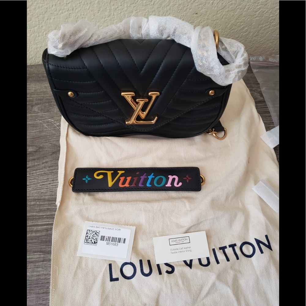 LOUIS VUITTON Wave bag